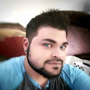 Meet your Posher, Chris